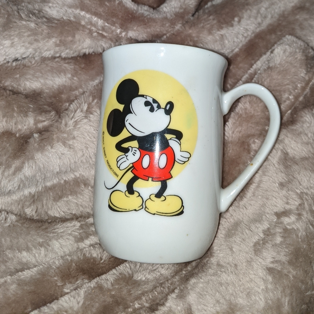 Disney Vintage Mickey Mouse Mug